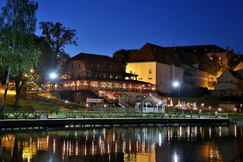 Gosciniec Rynski Mlyn Ryn  Exterior foto