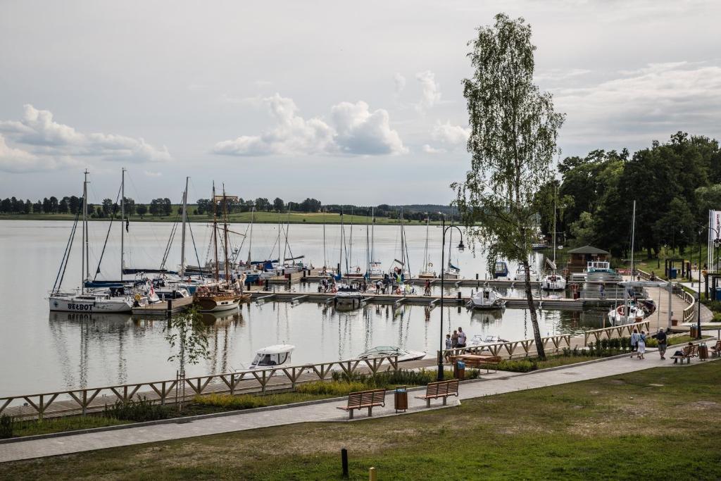 Gosciniec Rynski Mlyn Ryn  Exterior foto
